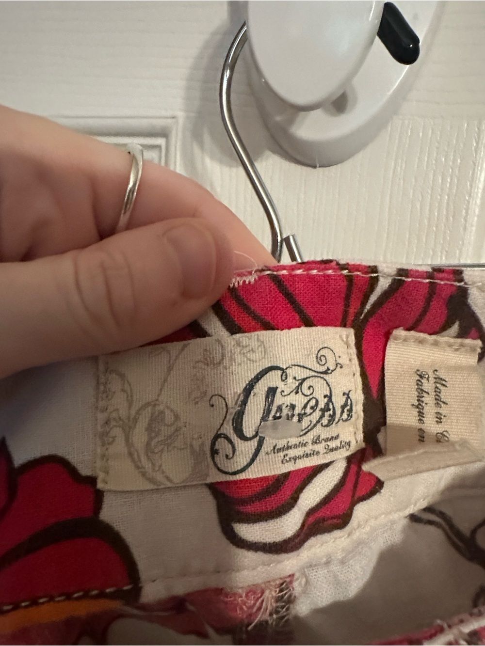 Guess Floral Print Cotton Short Shorts in Red & Orange size 28 - Picture 4 of 10